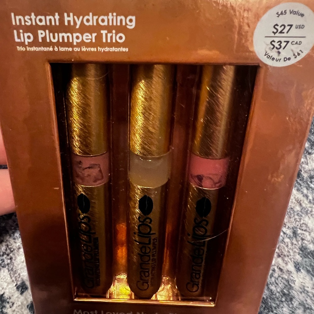 Instant Hydrating Lip Plumper Trio - Nude Shades - Picture 2 of 9